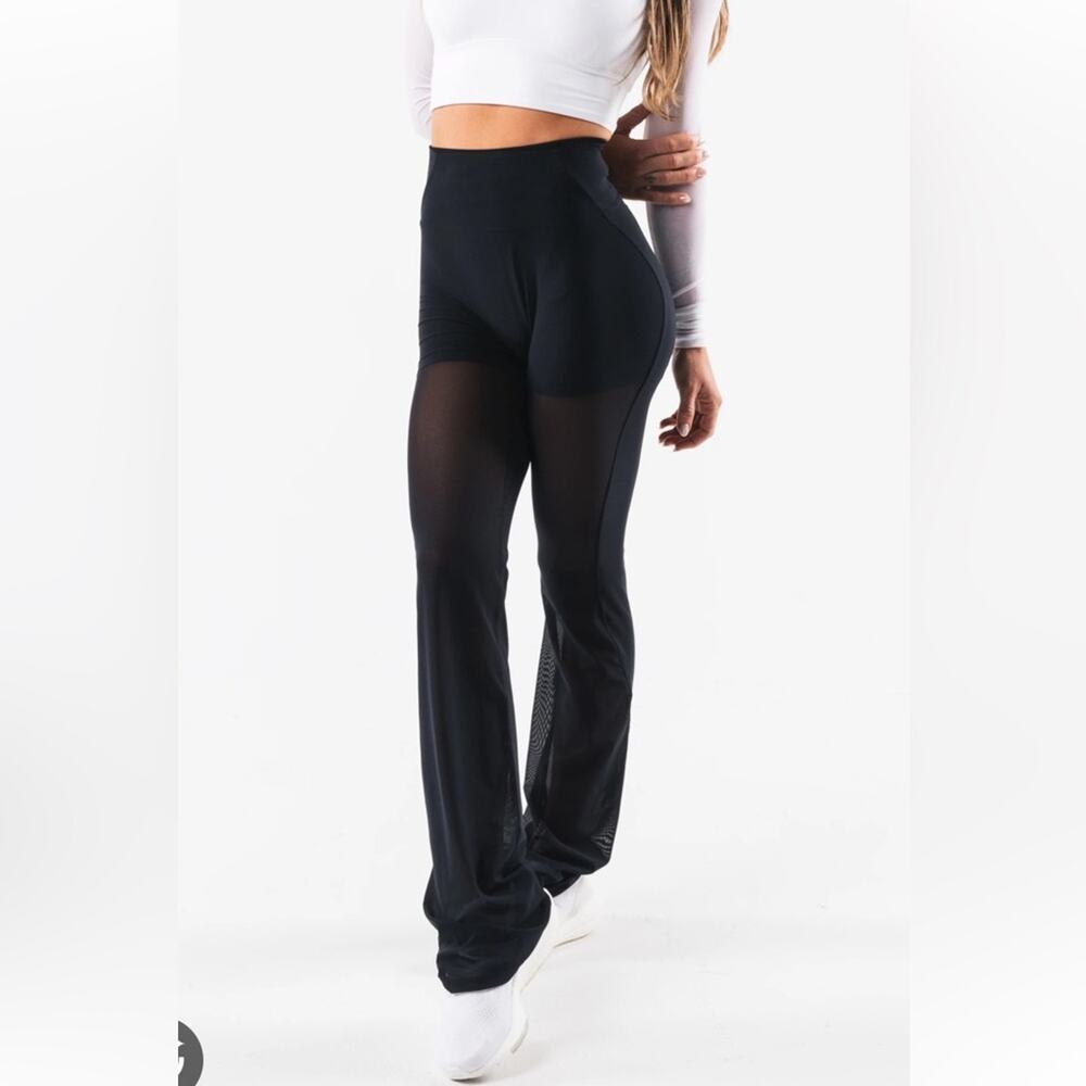 Alphalete Astor Sheer Mesh Flared Athletic Athleisure Yoga Pants XXS Sexy